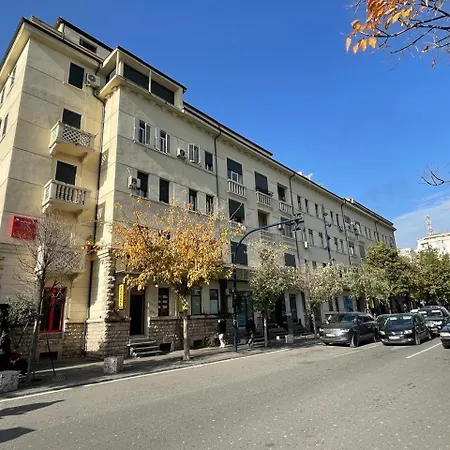 Loris Central Apartment Tirana Exterior photo